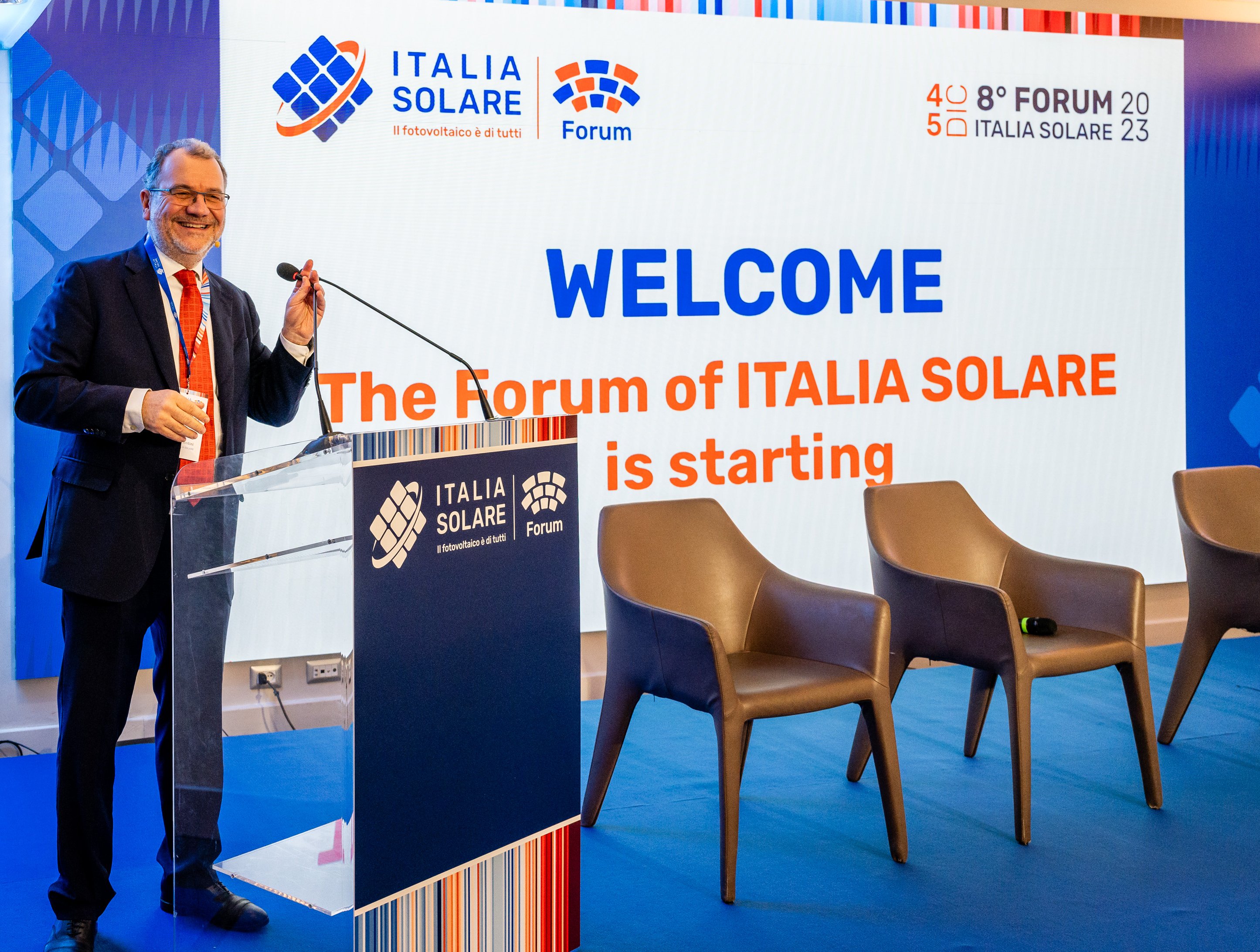 Appello di Paolo Rocco Viscontini alla Meloni e Fratin: “Frenare lo sviluppo del fotovoltaico con moduli a terra è un grave errore”